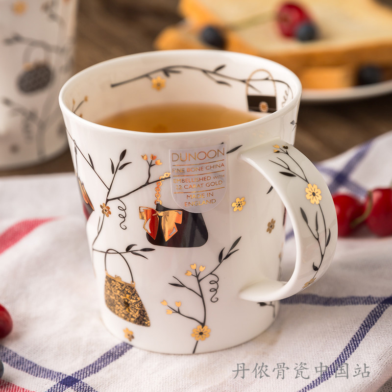 时尚手提包骨瓷杯